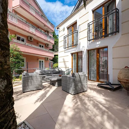 Perla Apartment Budva