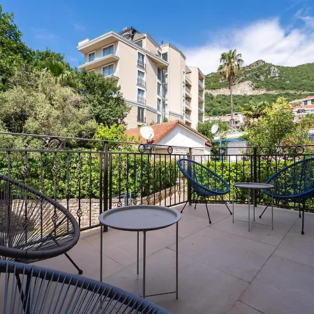 Perla Apartment *